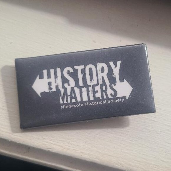 Minnesota Historical Society Lapel Pin Badge - Picture 2 of 4